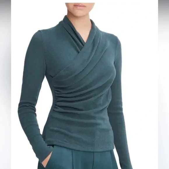 Vince Green Fixed Wrap Top - size Medium - Picture 5 of 6